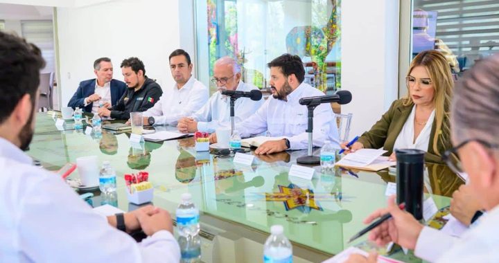 Miguel Ángel Navarro impulsa inversión cercana a mil 100 mdp en agua y saneamiento para Compostela .