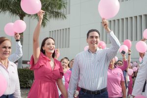 ´´No están solas´´ ; Héctor Santana refrenda su apoyo a mujeres que enfrentan el cáncer .